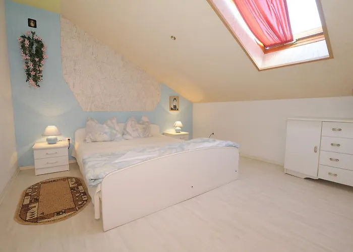 Ferienhaus Cztery Pory Roku Grzybowo (West Pomeranian)